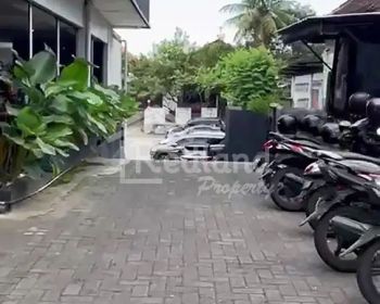 Ruang Usaha di Diponegoro , Ungaran ( Si 5911 )