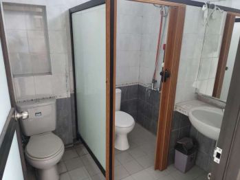 Disewakan Ruko Dua Setengah Lantai Di Jalan Veteran Bandung