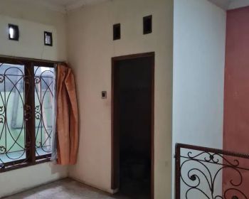 Dijual Rumah Dua Lantai Griya Bandung Indah (GBI) SHM Bandung