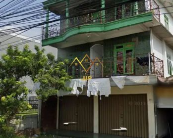 DISEWAKAN RUKO LANTAI 1