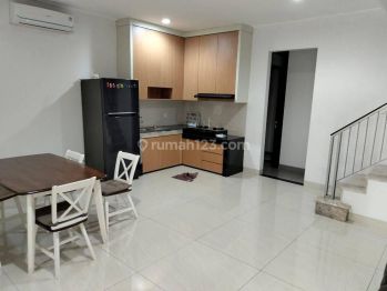 Sewa Rumah 3 Lantai Golf Island Pik Uk 6x12,5m Furnished