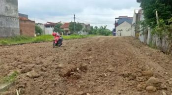 Tanah 500m Gonilan UMS solo