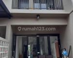 thumbnail-rumah-2-lantai-bagus-shm-di-cinere-depok-2