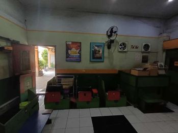 DISEWAKAN TEMPAT USAHA/RUKO