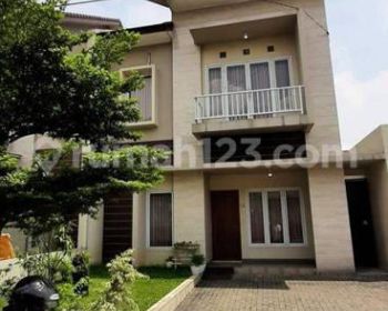 Rumah 2 lantai di perumahan dekat Podomoro Park Bandung