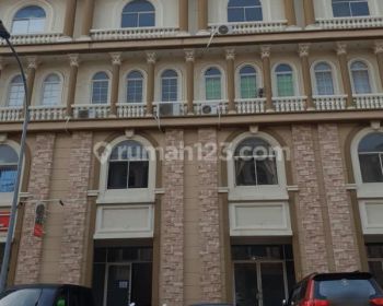 Ter Murah Ruko di depan Jalan Boulevard