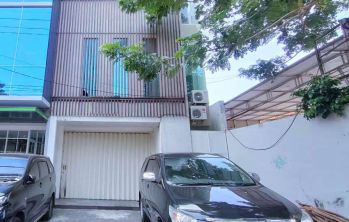 Ruko Dijual/Disewakan Jalan Bangka Surabaya Timur