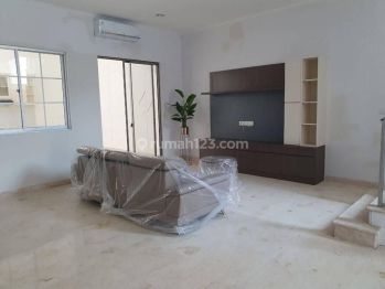 Disewa Rumah Melody Golfisland Pik, 8x20,2lt Furnish, Hrg Rp300jt
