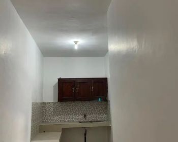 DIKONTRAKKAN RUMAH / KANTOR SEMARANG