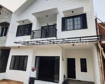 Rumah Bagus Di Jl Pertanian Pondok Aren Tangerang Selatan