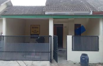 Jual murah rumah di perumahan green garden karawang