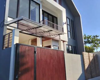 Rumah 2 Lantai Baru Gress Renon Denpasar Bali