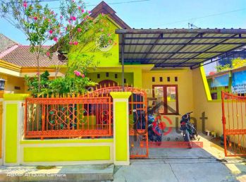 Rumah Bagus Siap Huni Dekat Mall Solo Square