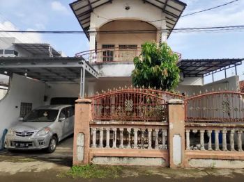 Dijual rumah strategis 2 lantai luas 255m2
