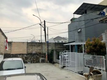 Disewakan/Dikontrakan Rumah Srengseng (Dalam Komplek) Strategis Murah