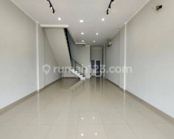 STOCK RUKO SEWA TERBATAS DENGAN KONDISI RUKO NAGUS DAN SIAP PAKAI DI BURGUNDY