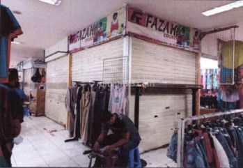 Jual Ruang Usaha Pusat Grosir Surabaya Lantai 4 Blok B8 lelang