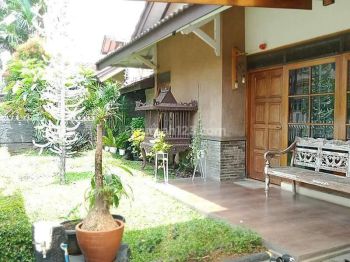 Rumah dijual minimalis di komplek Arcamanik Endah bandung