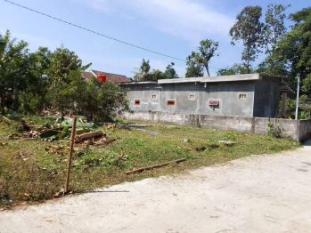 Tanah Jalan Kaliurang Jogja, Lingkungan Kost