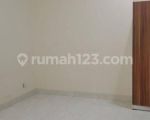 thumbnail-rumah-semi-furnish-cantik-siap-huni-dekat-mall-3