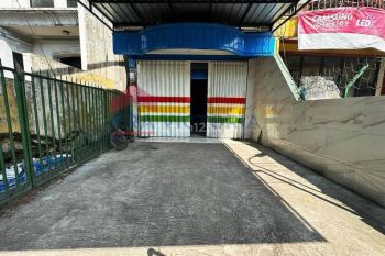 Ruko 3 Lantai Siap Huni Lokasi Pinggir Jalan Poros