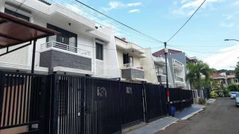 Rumah cantik Gading Kirana, lokasi strategis