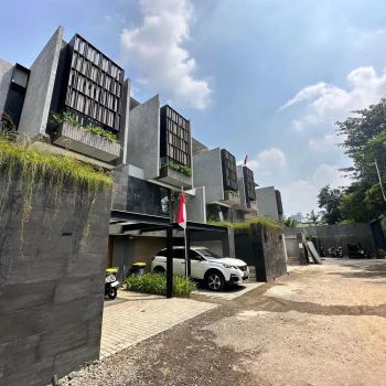 JARANG ADA! Rumah Dijual Permata hijau - 10 mnt Ke Senayan, Unit NEW