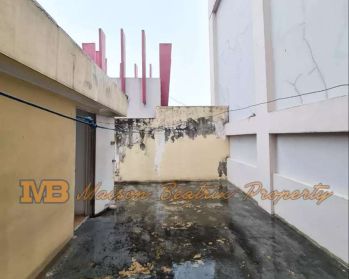 DISEWAKAN RUKO 3 LANTAI HADAP JALAN RAYA DI WTC SERPONG