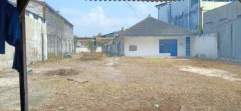 SEWA RUANG USAHA LAHAN LUAS MAJAPAHIT SEMARANG