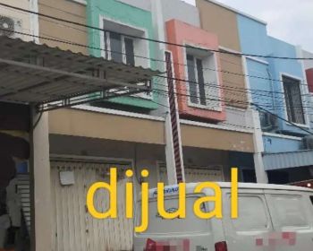 Dekat pasar Suko Sidoarjo ramai parkir luas