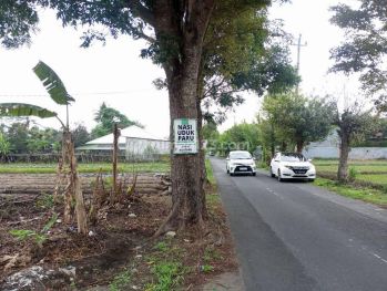 Tepi Aspal Mobil Papasan Tepi Jalan Plumbon,shm P Siap Balik Nama