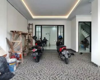 Rumah baru Classick modern tanjung barat jak-sel