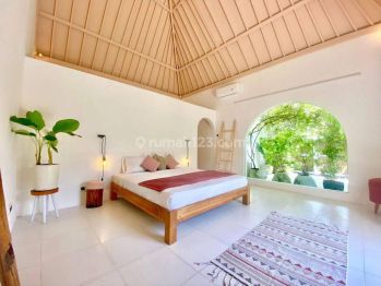 Villa Disewakan di Jalan Pantai Berawa Kuta Badung
