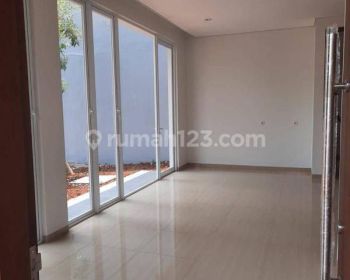 Rumah Hoek 2 Lantai Di Jakarta Garden City Cakung Jak Tim S6989