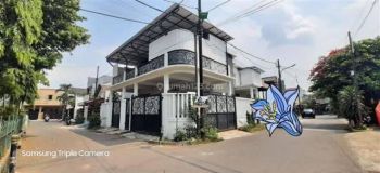 Rumah 2 Lntai Bagus Semi Furnished SHM Duren Sawit, Jakarta Timur
