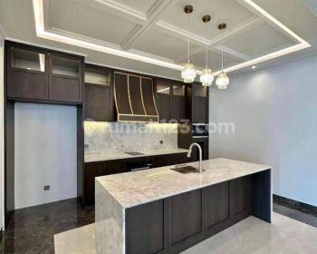 Jual cepat rumah mewah klasik baru Harga menarik Lokasi Premium jarang ada