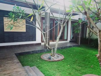 Disewakan rumah lengkap beserta isinya