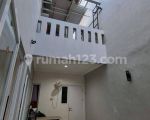 thumbnail-turun-harga-rumah-2-lantai-di-cluster-victoria-metland-jakarta-timur-8