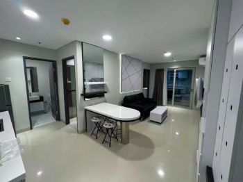 Disewakan Apartemen Praxis 2 bedroom Furnished Dekat Tunjungan Plaza