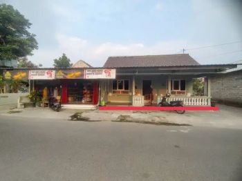 Sewa ruko 4 kamar ringroad Madukismo dekat Kampus Amayo