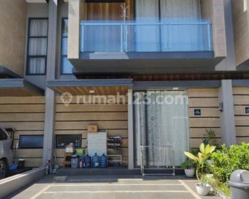 The Golden Stone Rumah Modern Strategis Tangerang