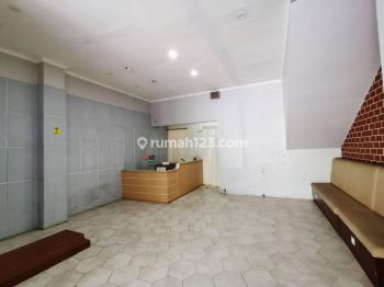 Disewakan Ruko Strategis 2 Lantai Main road Dago