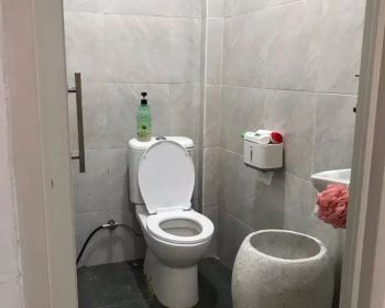 Rumah 2 Lantai Di Sewakan Di Daerah Kampung Ambon Jakarta Timur.