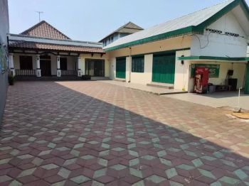 DISEWAKAN RUMAH USAHA SENEN JAKARTA PUSAT