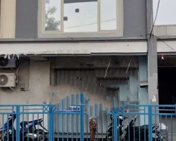 Ruko 2 lantai Lokasi Strategis di Dukuh Kupang Siap Pakai