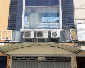 Dijual Ruko Bagus, Klampis megah blok C. Strategis. Dkt Galaxy Mall