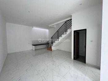 Meruya 5x15 Rp 1.7m Exclusive, Jalan Lebar, Bebas Banjir St