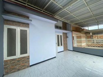 Disewakan / kontrakan Rumah BARU dan SIAP HUNI.