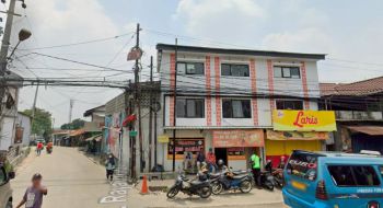 Ruko 3 Lantai ex Alfamart di Pertigaan Kandang Roda Bonus Warteg