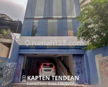 Mini Building Di jual di Jalan Kapten Tendean Raya
Jakarta Selatan 5 Lantai